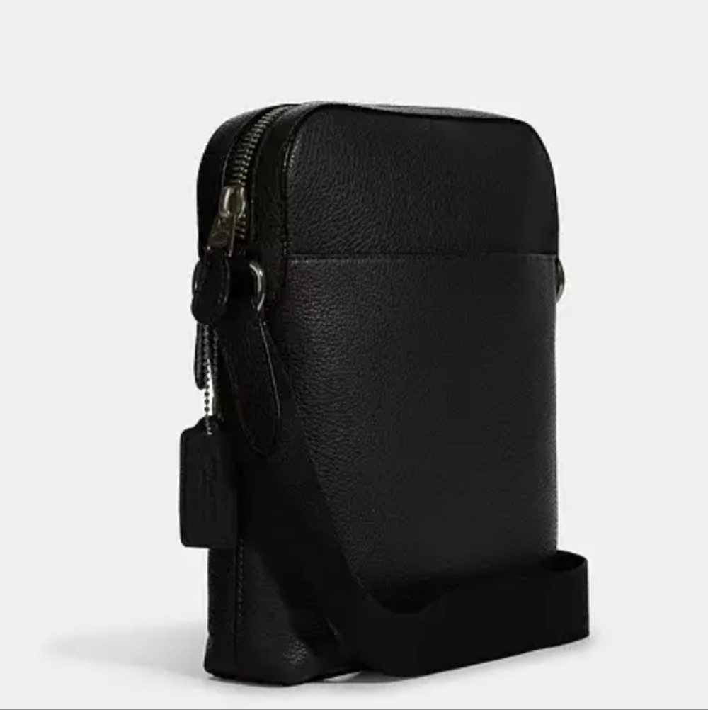 Coach Flight Black Pebbled Leather Messenger Crossbody LIKE NEW - Picture 2 of 8
